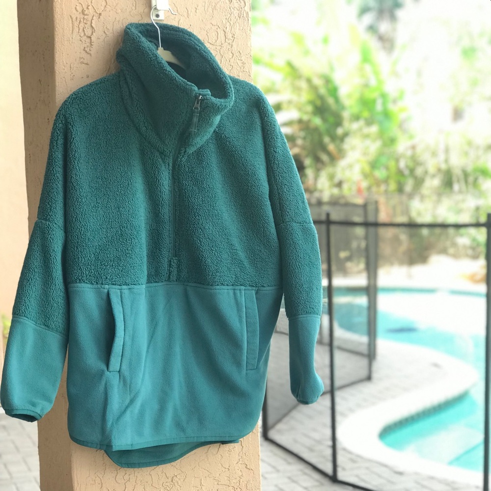 NEW The North Face Tundra 200 Oversized Fleece